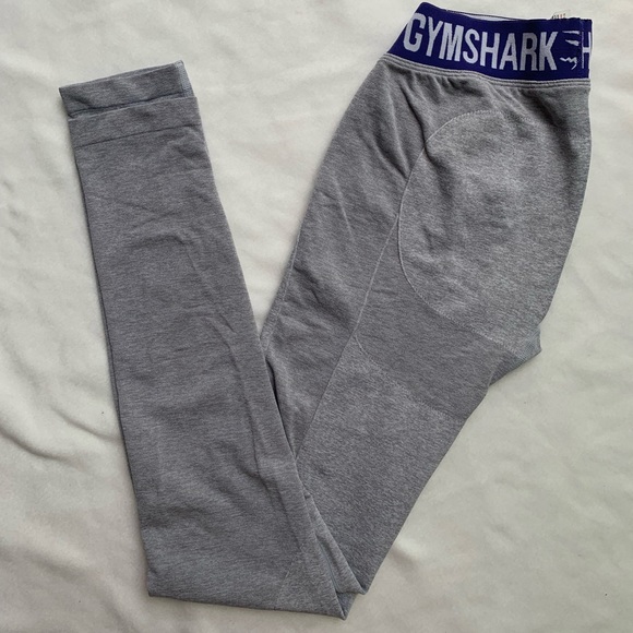 Gymshark Dry Moisture Management Legging - Picture 2 of 7